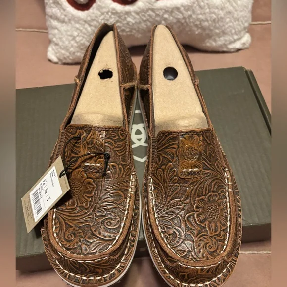 Ariat Women’s Brown Leather Loafers - Picture 4 of 8